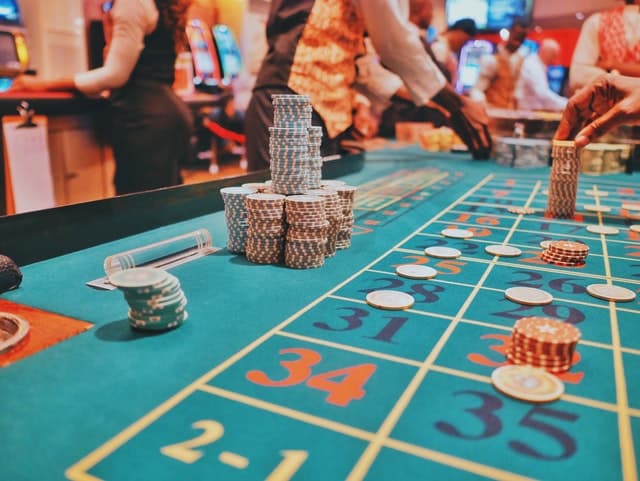 Beroemde casinostrategieën en hoe effectief ze werkelijk zijn